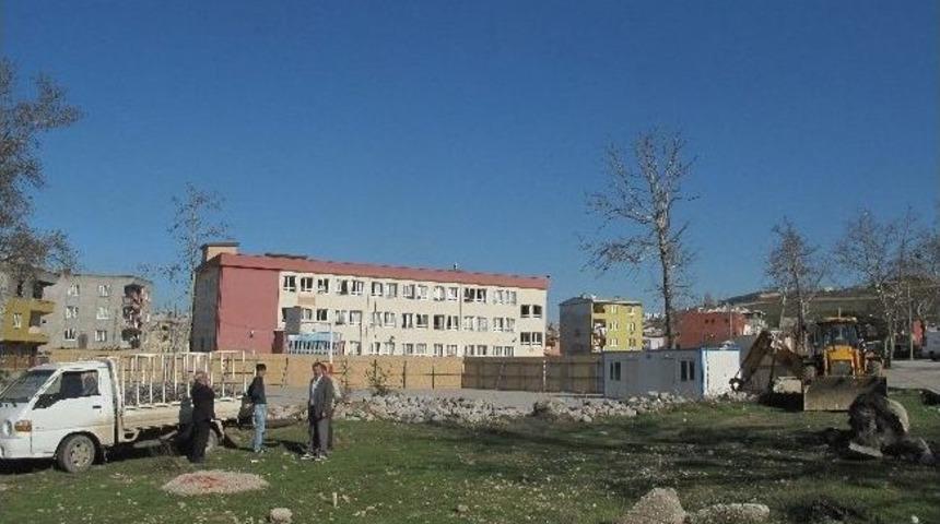 Karapınar Mahallesi Ortaokula Kavuşuyor