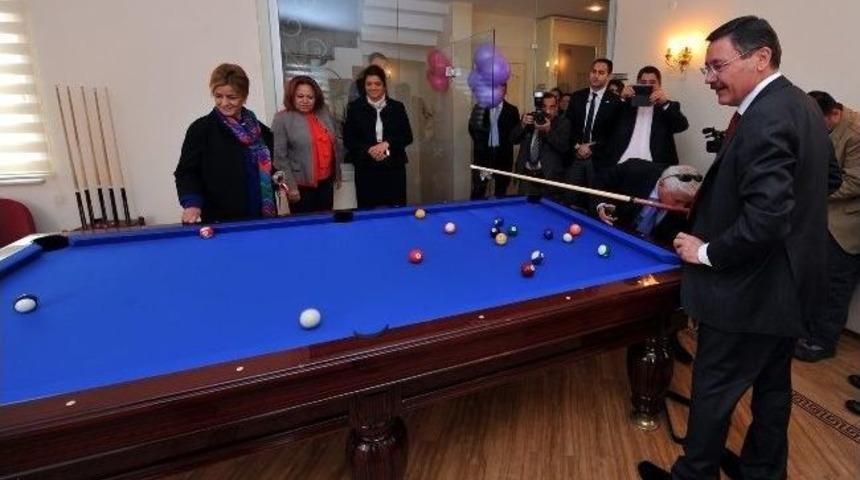 B&uuml;y&uuml;kşehir&rsquo;den &Uuml;mitk&ouml;y&rsquo;e Hanımlar Lokali