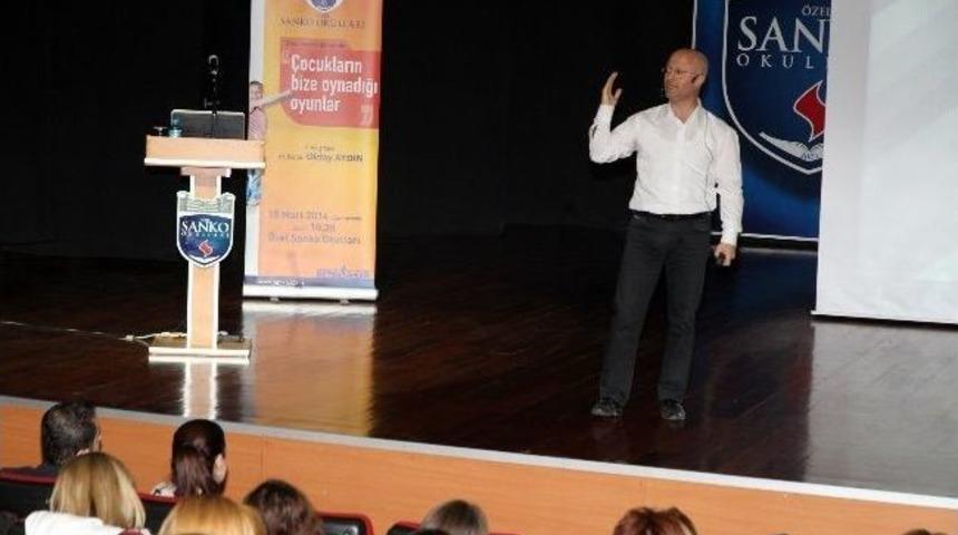 &lsquo;&ccedil;ocukların Bize Oynadığı Oyunlar&rsquo; Semineri