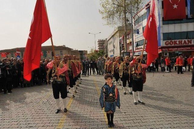 Atatürk'ün Tarsus'a Gelişinin 91. Yıldönümü Kutlandı