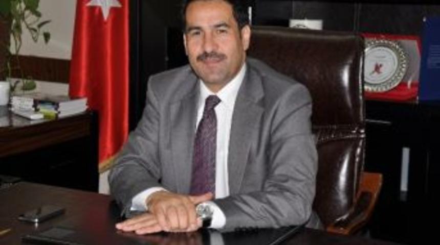 Başkan Yaman &Ccedil;anakkale Şehitlerini Andı