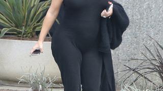 Kim Kardashian'ın sıra dışı hamile stili