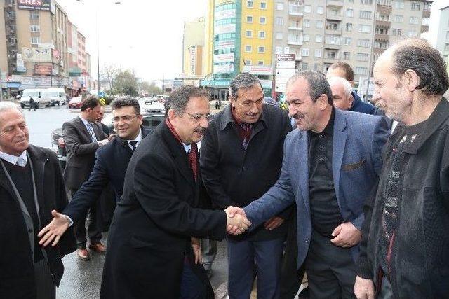 Kayseri B&uuml;y&uuml;kşehir Belediye Başkanı Mehmet &Ouml;zhaseki: 1