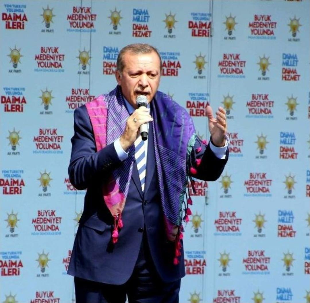 Başbakan Erdoğan: &ldquo;benim Milletim Bunların Hepsini Paketler, Sandığa G&ouml;mer&rdquo;