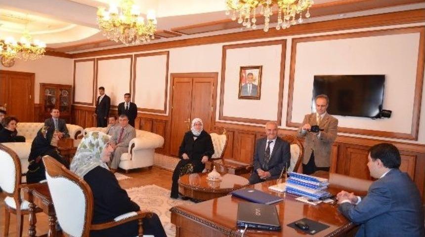 Şehit Ve Gazi Dernekleri Ve Huzurevi Sakinleri Vali Vasip Şahin&rsquo;i Ziyaret Etti