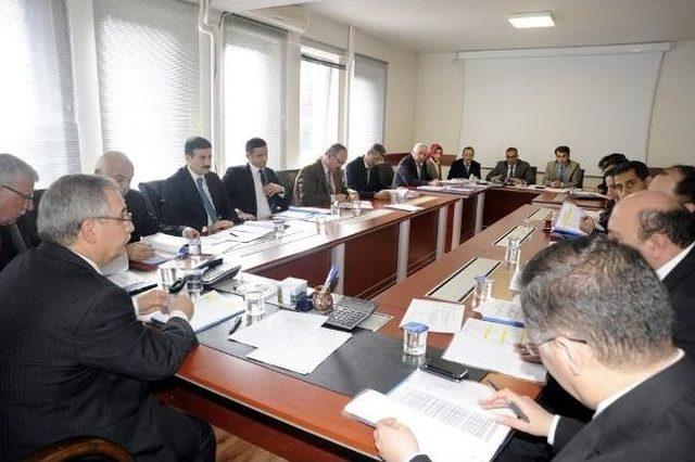 Bilecik te İl Encümeni Toplantısı 1