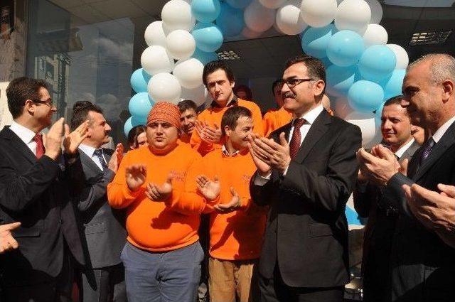 Devlet Şizofreni Hastalarını İş Sahibi Yaptı 2