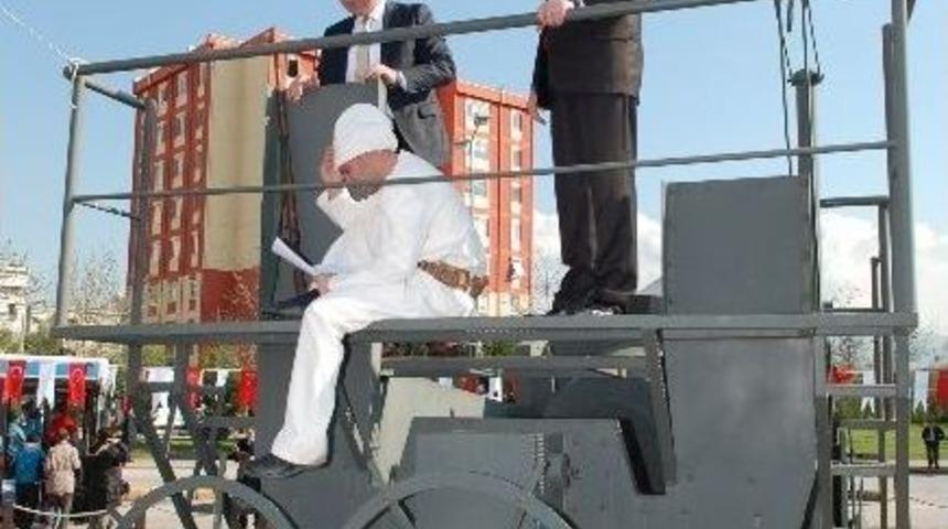 &Ccedil;anakkale Şehitleri Kınalı Asker&rsquo;de Anıldı