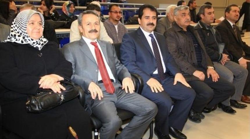 İstiklal Marşının Kabul&uuml;n&uuml;n 93&rsquo;&uuml;nc&uuml; Yıld&ouml;n&uuml;m&uuml;ne &Ouml;zel Panel