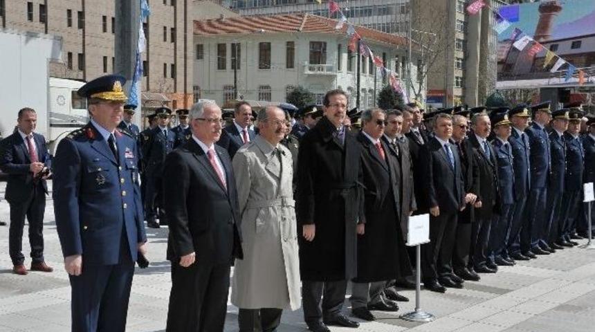 Kutsal Emanetler Eskişehir&rsquo;den Ankara&rsquo;ya Doğru Yola &Ccedil;ıktı