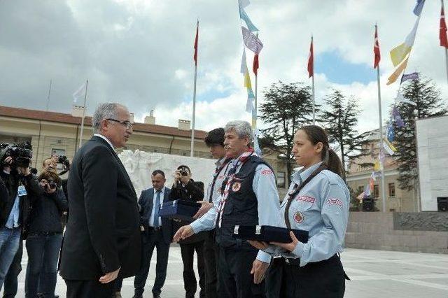 Kutsal Emanetler Eskişehir’den Ankara’ya Doğru Yola Çıktı