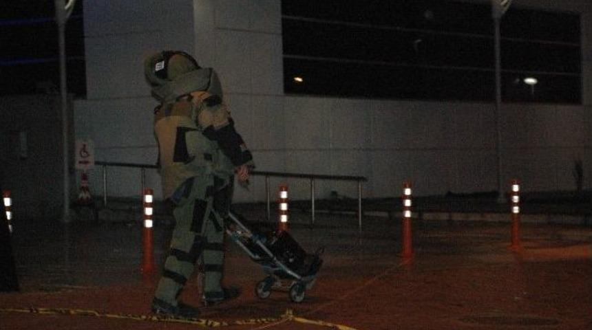 Adıyaman Adliyesinde Ş&uuml;pheli Paket Paniği