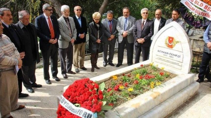 Beyhan Cenk&ccedil;i &Ouml;l&uuml;m&uuml;n&uuml;n 21&rsquo;inci Yılında Anıldı