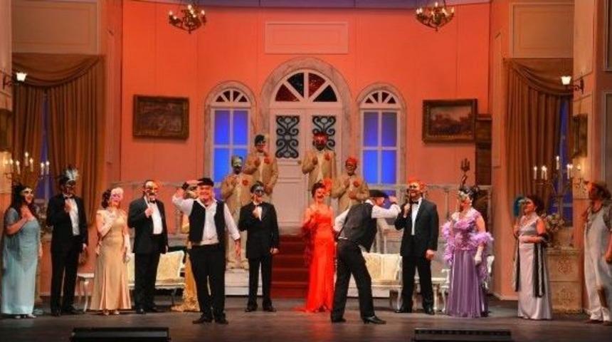 Mdob 'l&uuml;k&uuml;s Hayat' M&uuml;zikalini Osmaniye'de Sahneleyecek