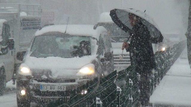 Tatvan’da Mart Kapıdan Baktırdı 2