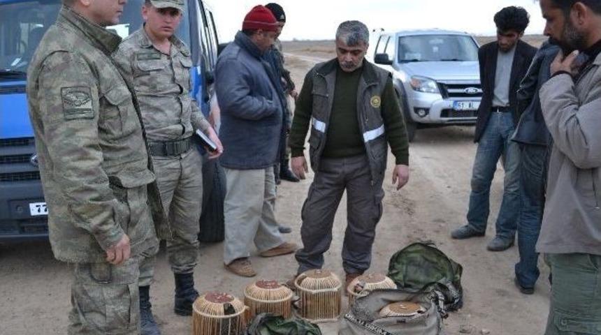 Iğdır&rsquo;da Ka&ccedil;ak Avlanan Tuzak&ccedil;ı Avcılar Avlandı