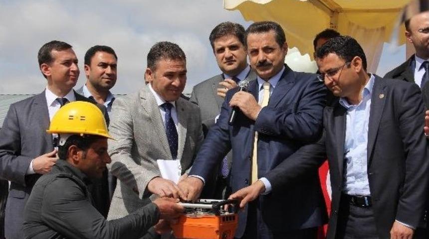 Bakan &Ccedil;elik, Şanlıurfa'da Ağız Ve Diş Sağlığı Hastanesi'nin Temel Atma T&ouml;renine Katıldı