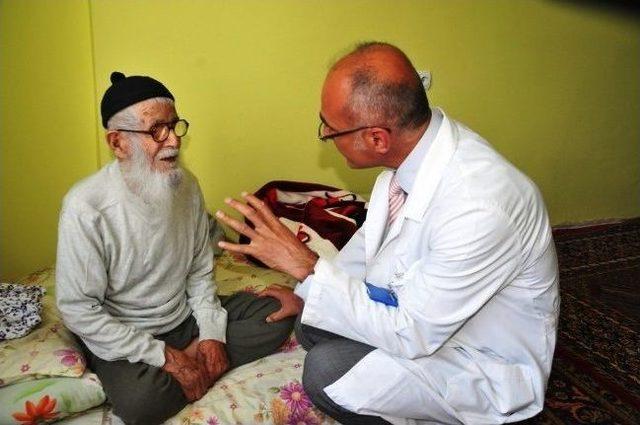 İl Sağlık M&uuml;d&uuml;r&uuml; Dr.acar&rsquo;ın &ldquo;yaşlılara Saygı Haftası&rdquo; Mesajı 1