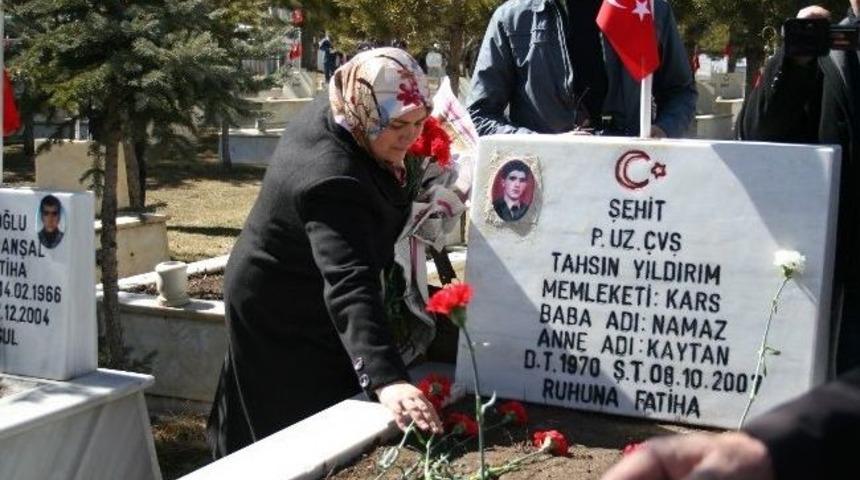 18 Mart &Ccedil;anakkale Şehitleri Kars&rsquo;ta Anıldı