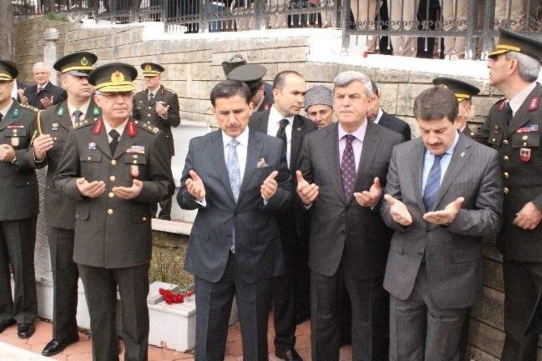 &Ccedil;anakkale Şehitleri Kocaeli'de Anıldı