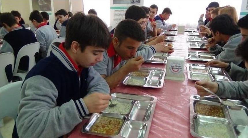 &Ouml;ğrencilere &Ccedil;anakkale Men&uuml;s&uuml;