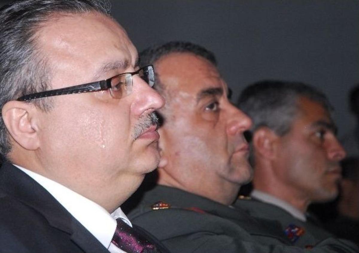 Vali Ali İhsan Su G&ouml;zyaşlarını Tutamadı