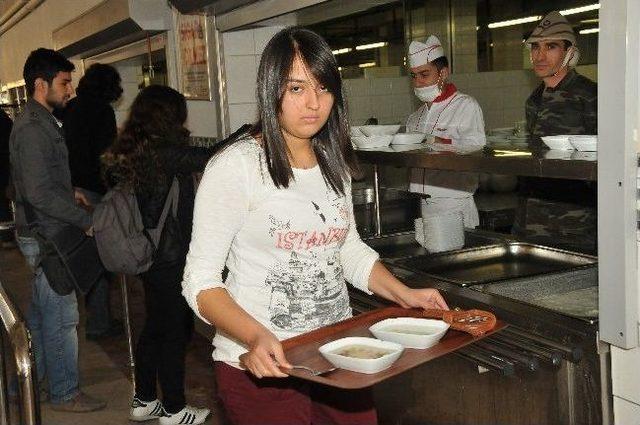 Hacettepe de &lsquo;&ccedil;anakkale Men&uuml;s&uuml;&rsquo; 1