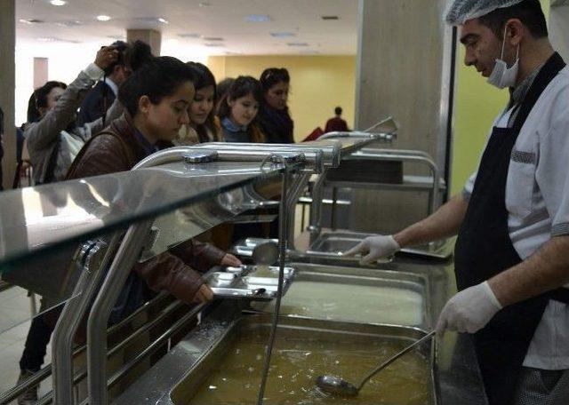 "bu Men&uuml;den Tatmayana Bug&uuml;nk&uuml; Yemek Haram Olsun" 2