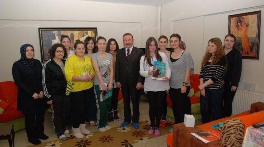 İzmit Belediye Başkanı Doğan: