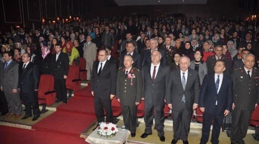 Zonguldak'ta, Şehit Ailesine Devlet &Ouml;v&uuml;n&ccedil; Madalyası