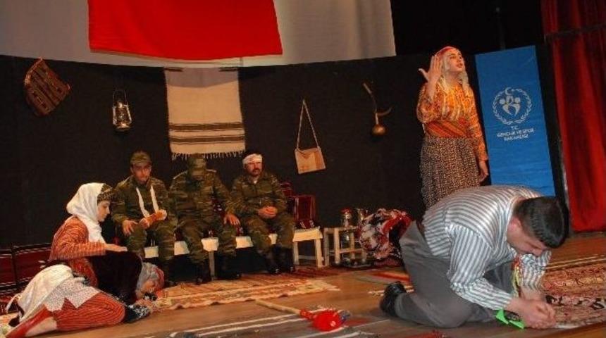 18 Mart Şehitleri Anma Programında G&ouml;zyaşları Sel Oldu