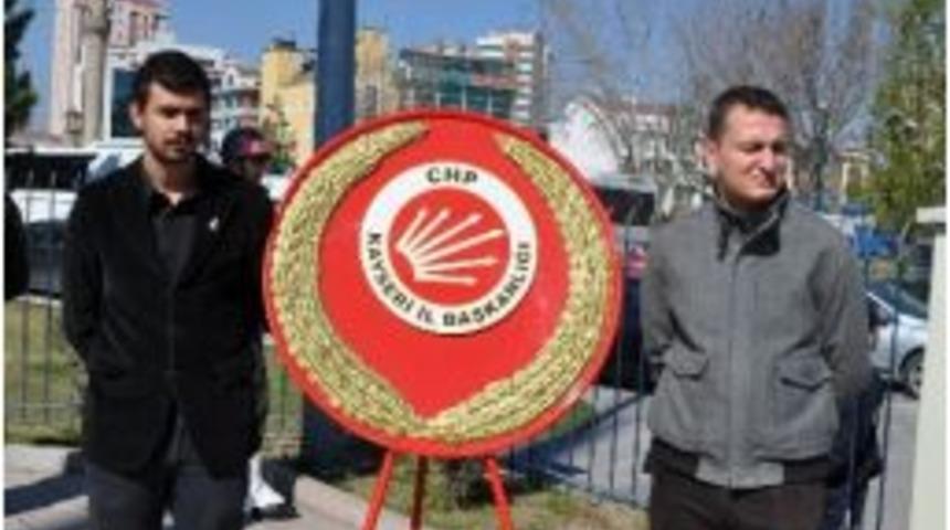 Şehitlikte &Ccedil;elenk Krizi