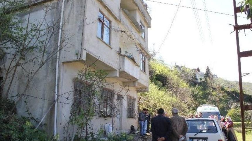 Görele’de Yalnız Yaşayan Yaşlı Adam Evinde Ölü Bulundu