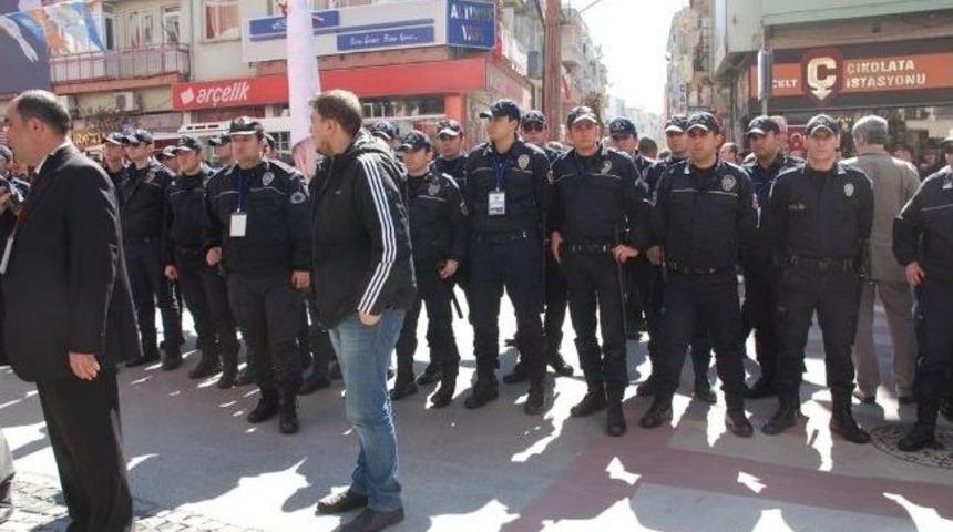 &Ccedil;anakkale&rsquo;de Pankart Gerilimi