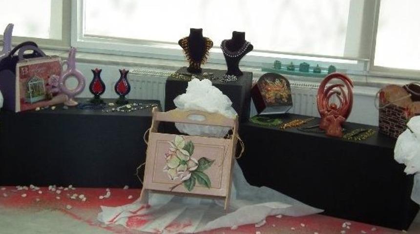 Huzurevi Sakinlerinden Anlamlı Sergi