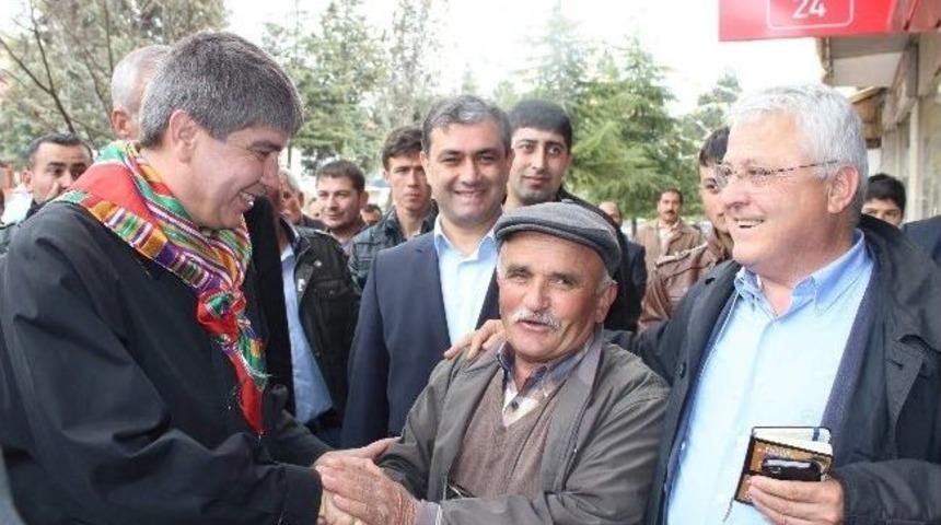 Ak Parti Adayı T&uuml;rel, Elmalı&rsquo;yı Ziyaret Etti