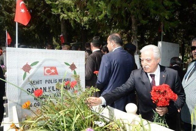 Çanakkale Zaferi Kutlanıyor, Şehitler Anılıyor