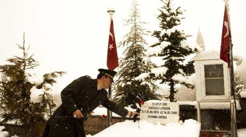 Ahlat&rsquo;ta 18 Mart Şehitleri Anma G&uuml;n&uuml;