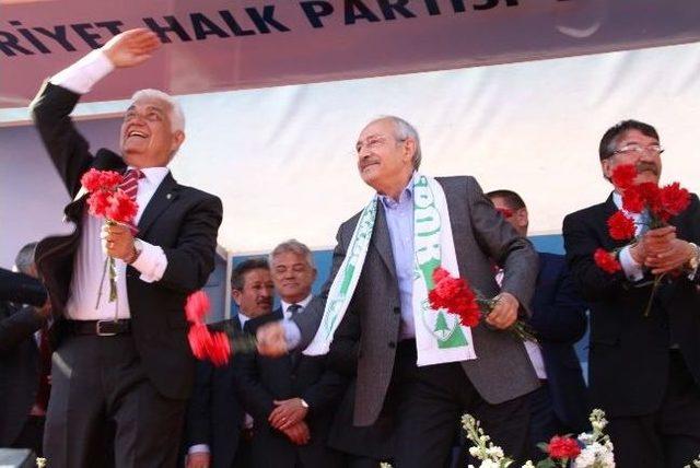 Kılıçdaroğlu Başörtülüleri Chp’ye Davet Etti