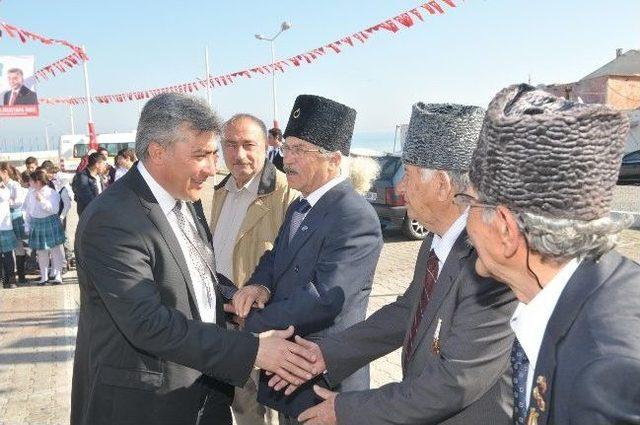 Çanakkale Zaferi, İzmir'in İlçelerinde De Kutlandı