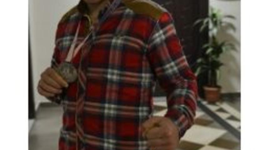 Yakutiye, Boksta Yeni Bir &Uuml;mitle Başarıya Koşuyor