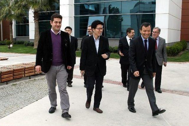 Gediz &Uuml;niversitesi, Teknolojinin Merkeziyle El Ele Verdi 2