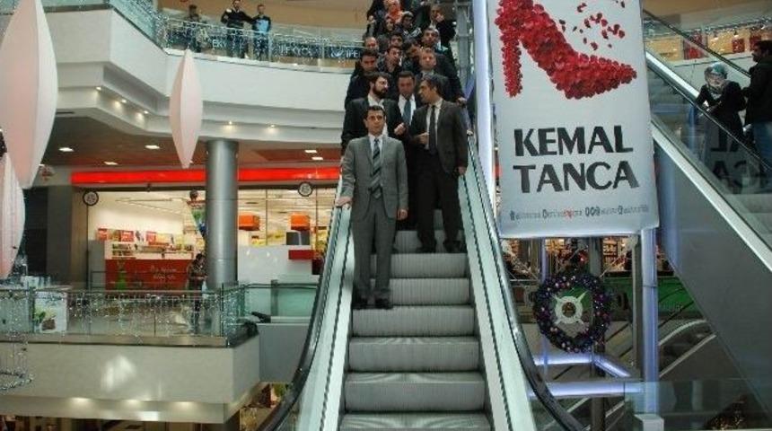 Parlak Se&ccedil;im &Ccedil;alışmalarına Devam Ediyor