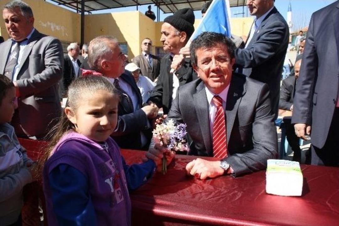 Zeybekci: "17 Aralık'ta Ayağımıza &Ccedil;elme Taktılar"