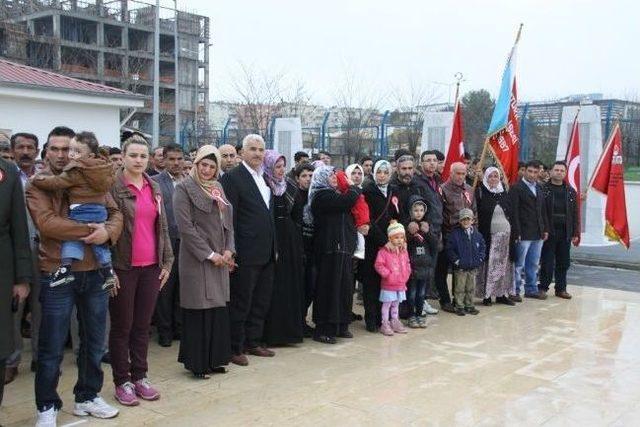 Çanakkale Şehitlerini Anma Günü'nde Duygulu Anlar