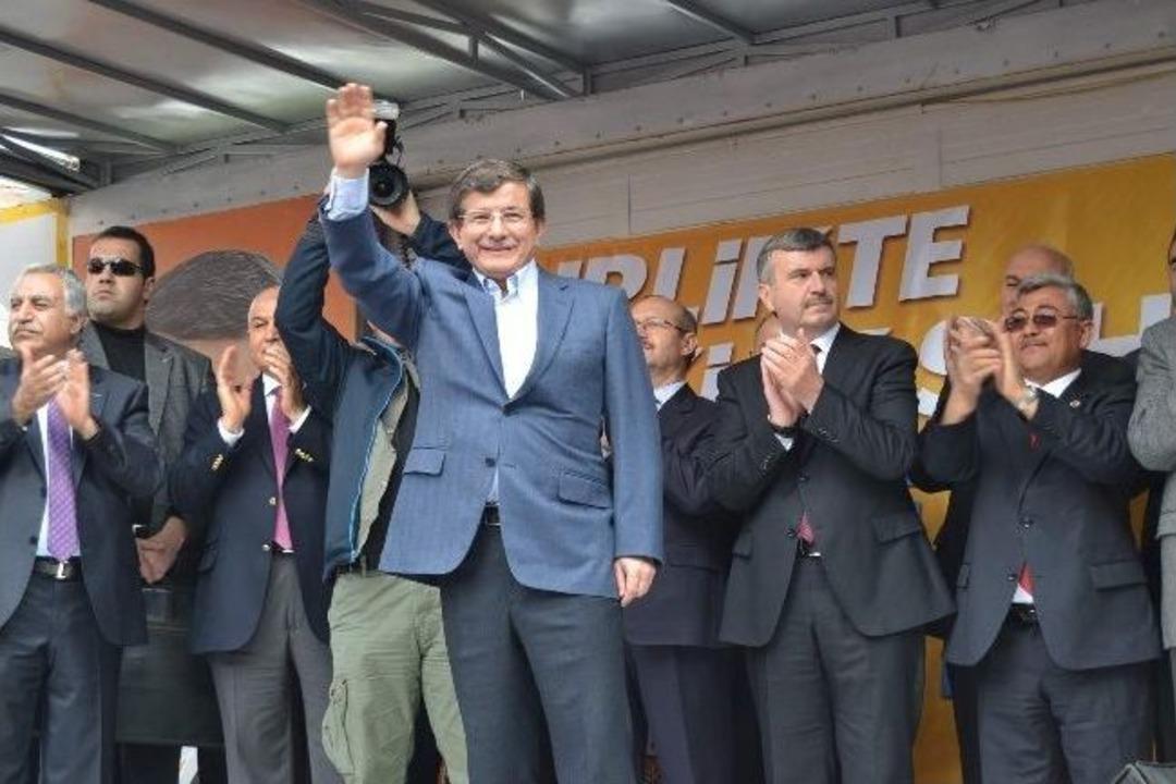Bakan Davutoğlu Konya'da