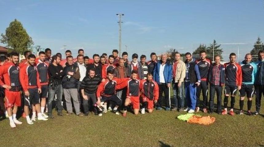 Balıkesirspor Camiasından &Ouml;zk&ouml;yl&uuml;'ye Cevap