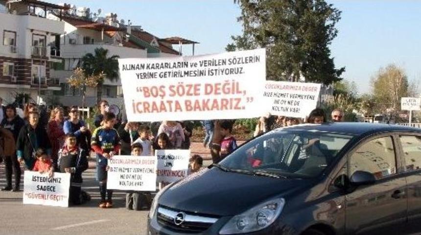 Antalya'da &Uuml;st Ge&ccedil;it Eylemi