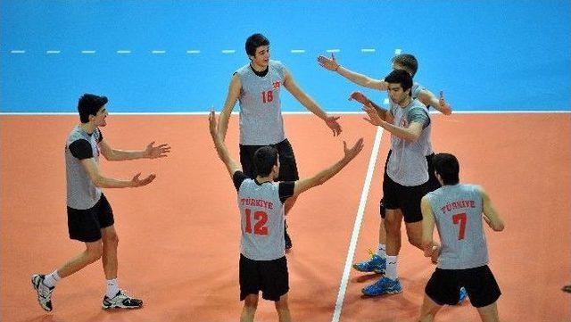 U20 Voleybol Hazırlık Maçı