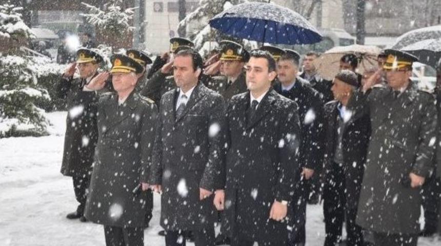 Tatvan&rsquo;da 18 Mart Şehitleri Anma G&uuml;n&uuml;